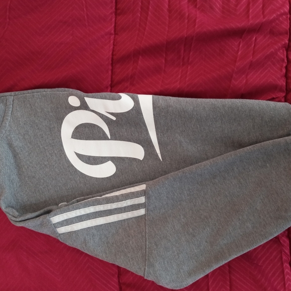 Pink Gray pull over - Picture 4 of 5